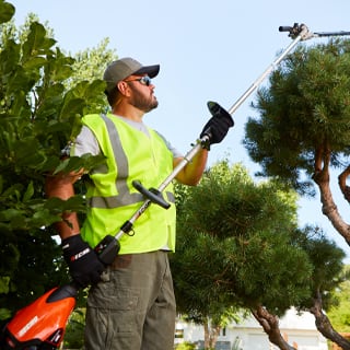 ECHO DPAS-2600 battery-powered shafted hedge trimmer