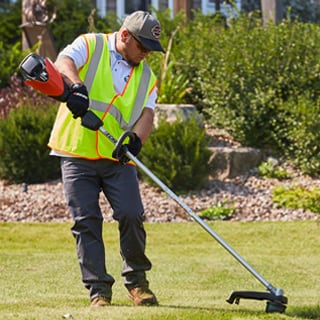 ECHO DSRM-2600 battery-powered string trimmer