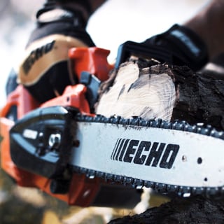 ECHO DCS-2500 battery-powered top-handle chainsaw