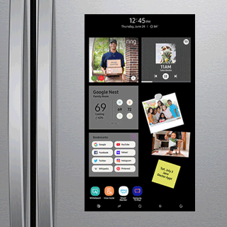Image showing digital Family Hub™ feature on fridge door.